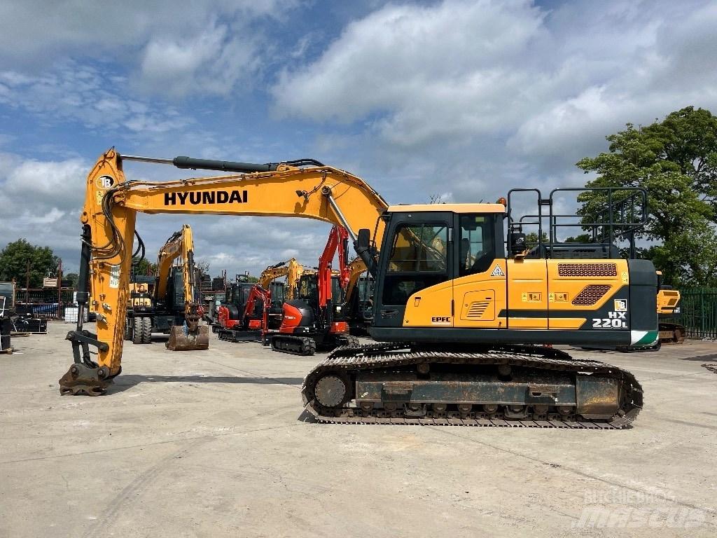 Hyundai HX 220 L Raupenbagger