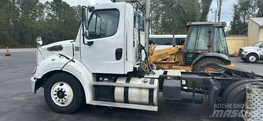 Freightliner M2 112 Sattelzugmaschinen