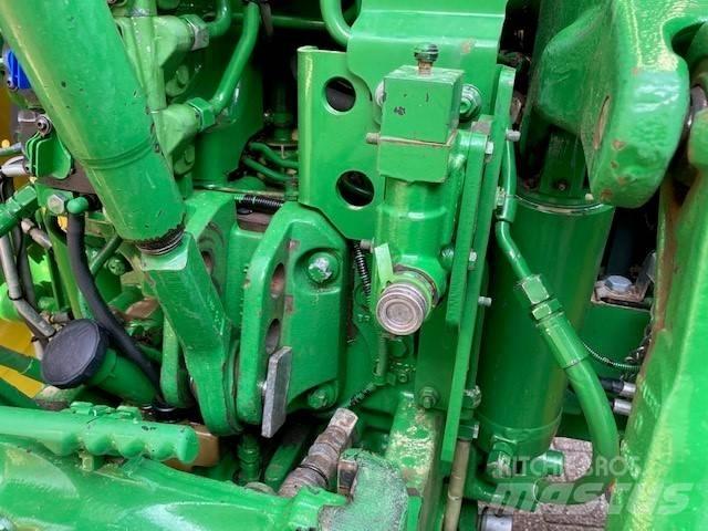 John Deere 6155 R Traktoren