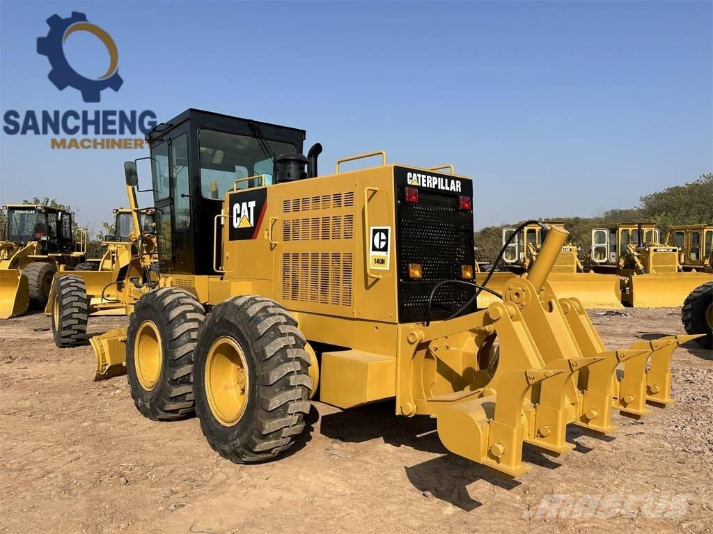 CAT 140H Grader