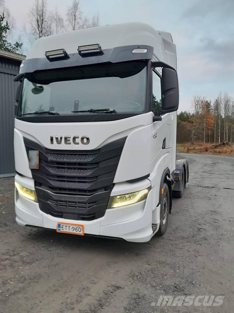 Iveco S-Way AS 440 Sattelzugmaschinen