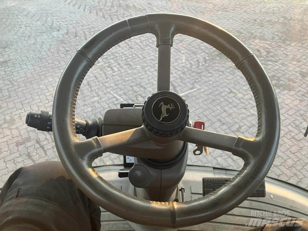 John Deere 8600 Feldhäcksler