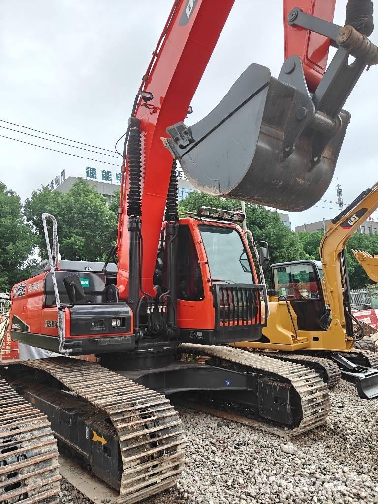 Doosan DX 225 LC-9C Raupenbagger