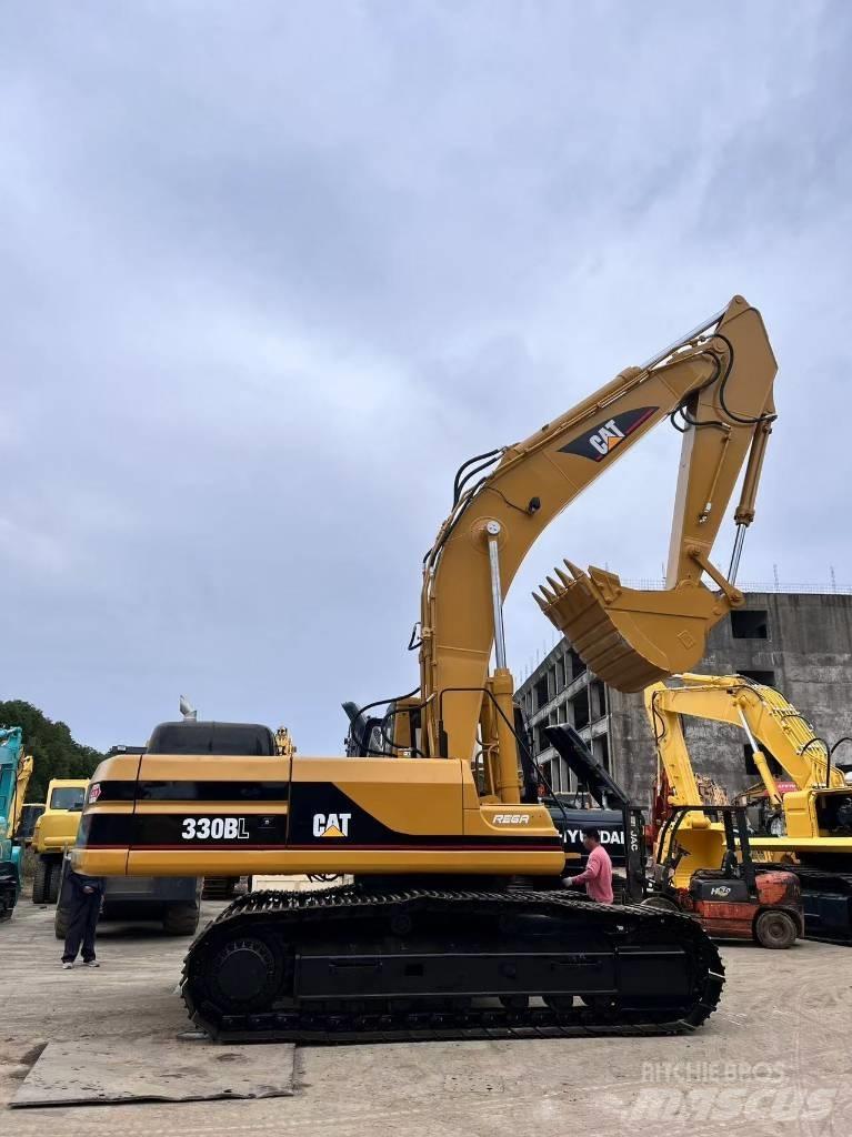 CAT 330 B Raupenbagger