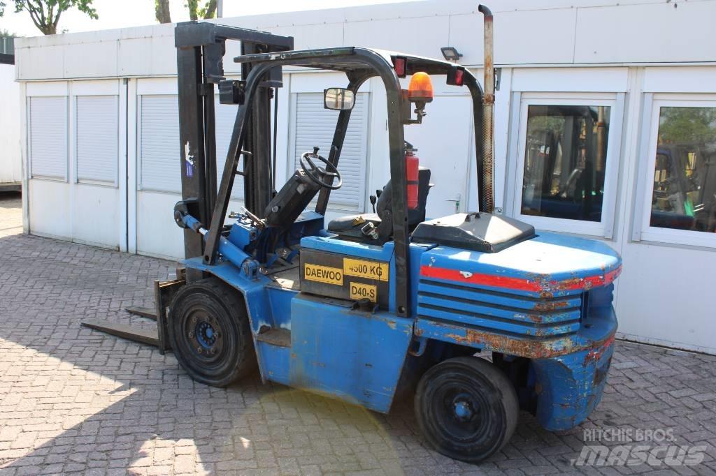 Daewoo D 40 S Dieselstapler