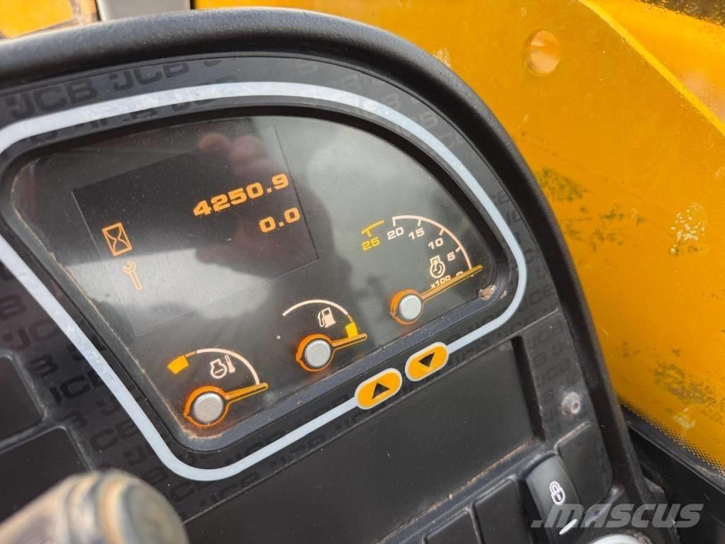 JCB 535-140 Hiviz Teleskoplader