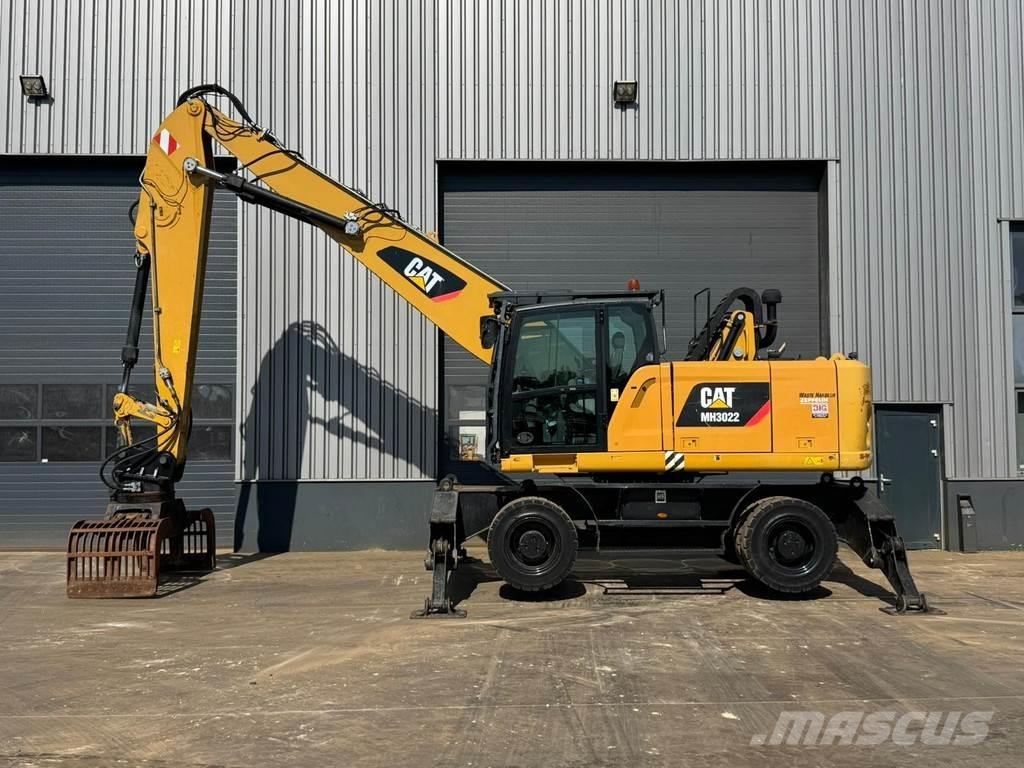 CAT MH3022 Materialumschlag