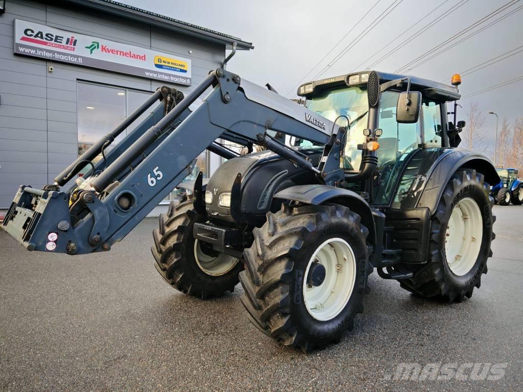 Valtra N 142 Versu Traktoren