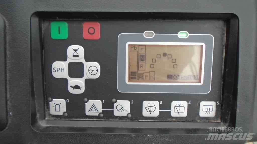 Toyota 8 FB E 15 Elektrostapler
