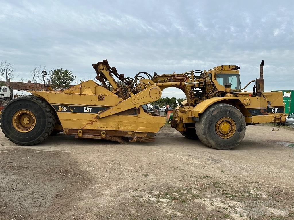 CAT 615 Schaber
