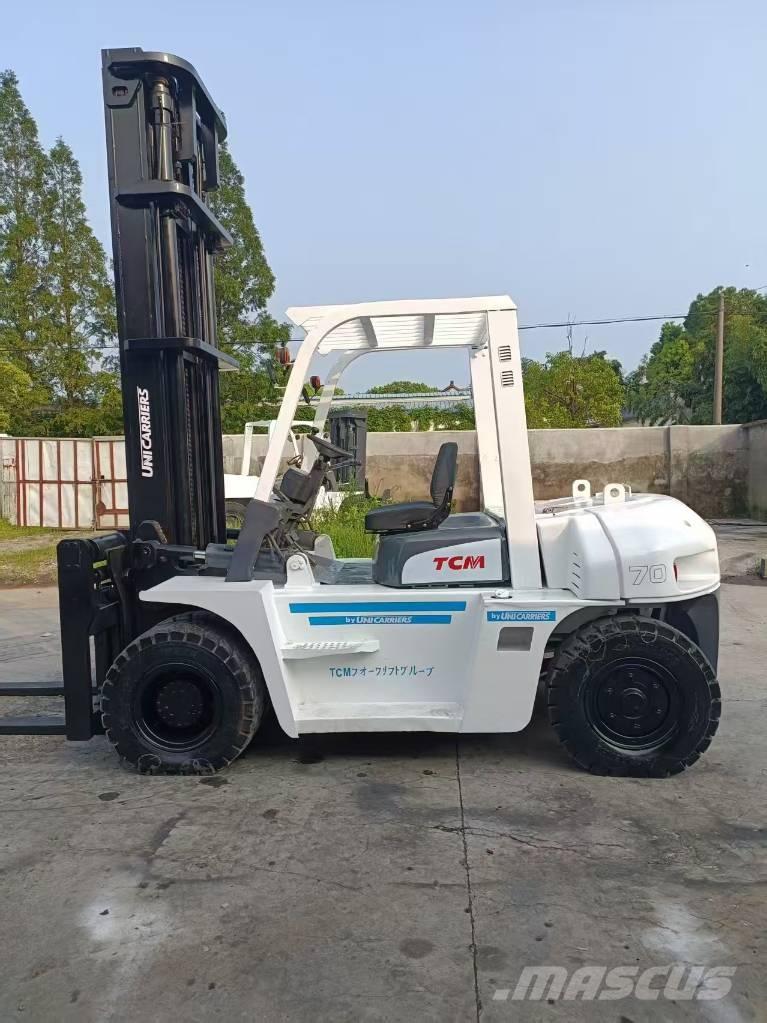 TCM FD 70 Z8 Kofferaufbau