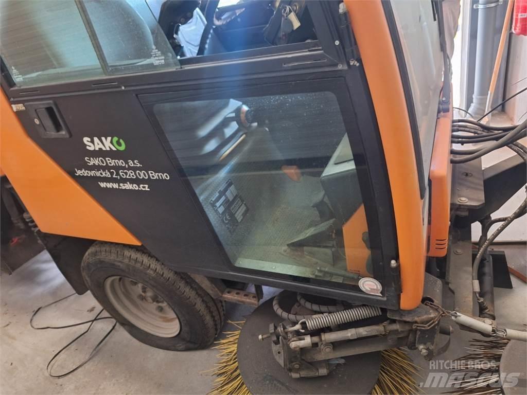 Bucher CC 2000 E2 Sonstige Baumaschinen