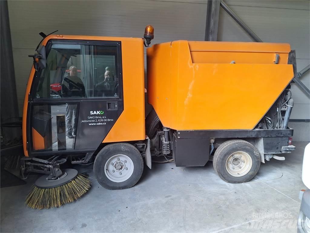 Bucher CC 2000 E2 Sonstige Baumaschinen