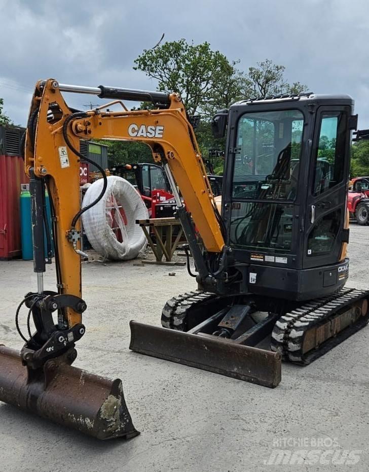 CASE CX30C Minibagger < 7t