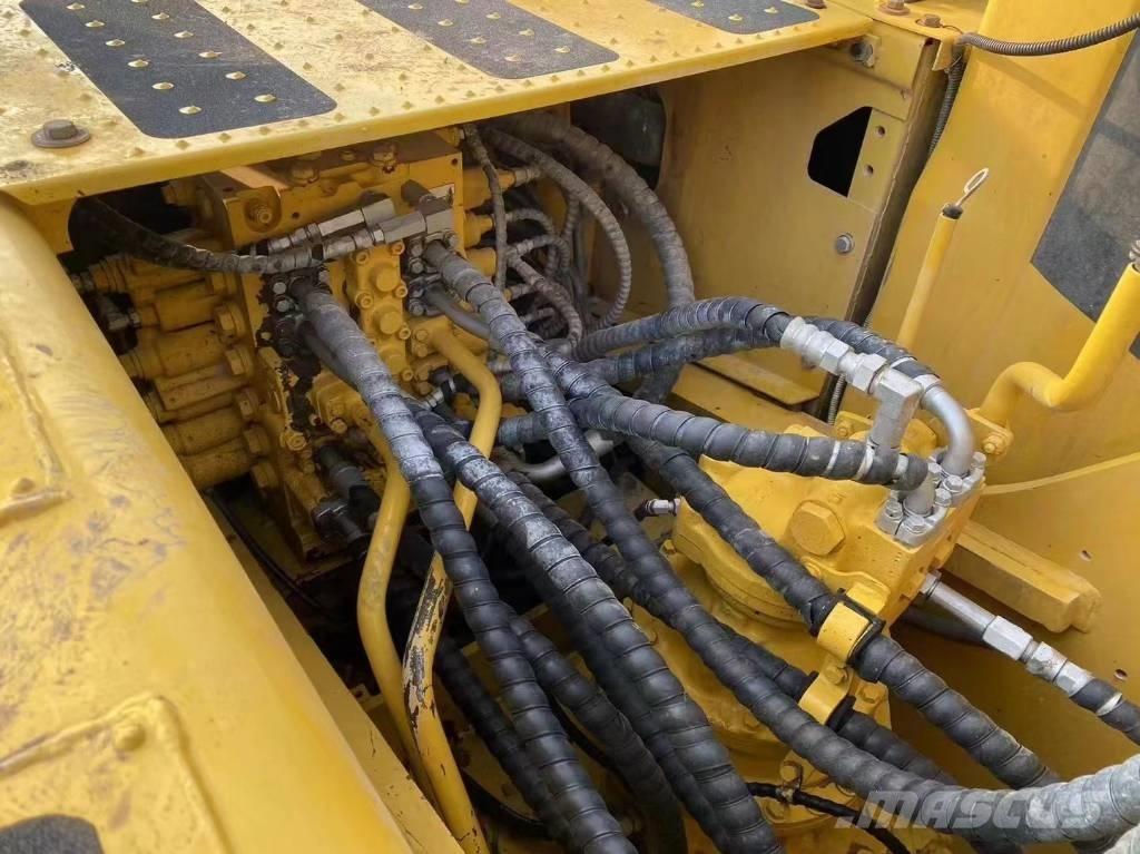 Komatsu pc 220 Raupenbagger