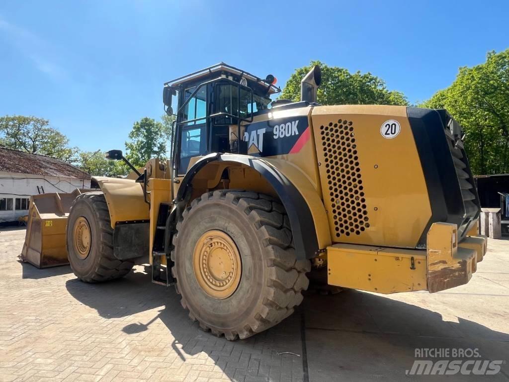 CAT 980 K  q coupler Radlader
