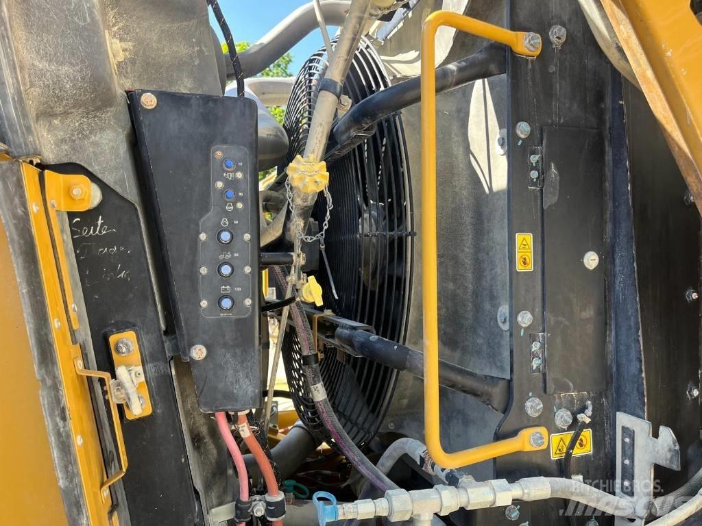 CAT 980 K  q coupler Radlader