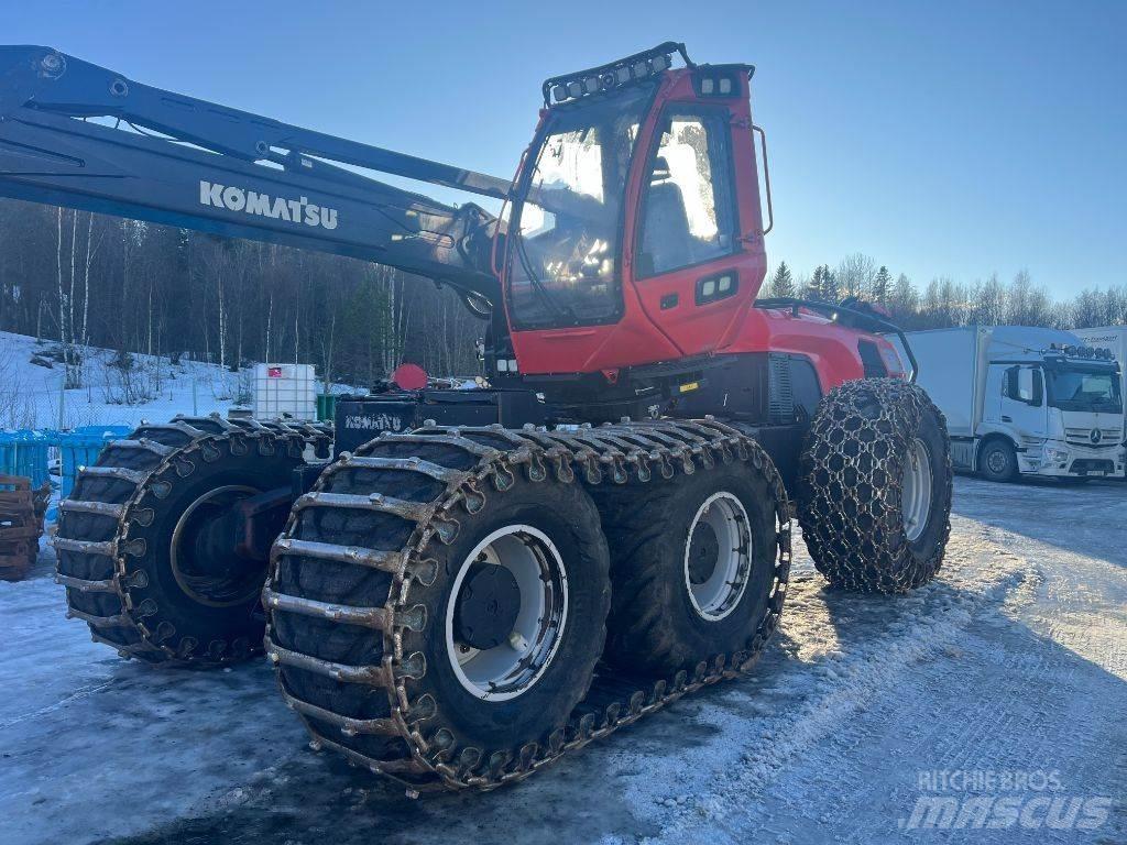 Komatsu 951 Harvester
