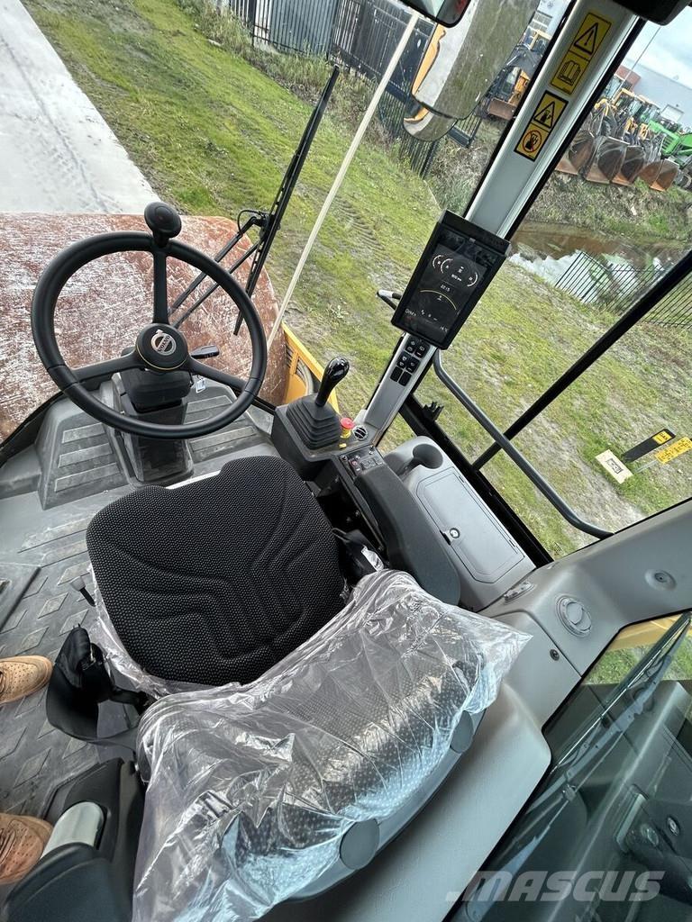 Volvo SD135B Walzenzüge