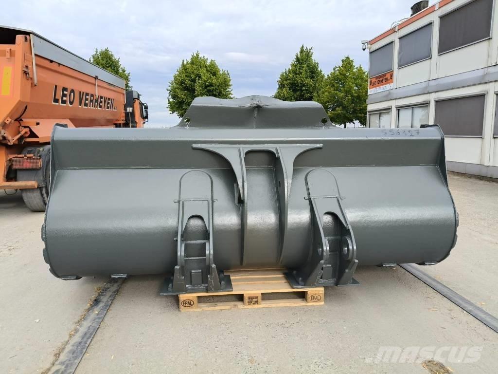 Volvo L 220 Schaufeln