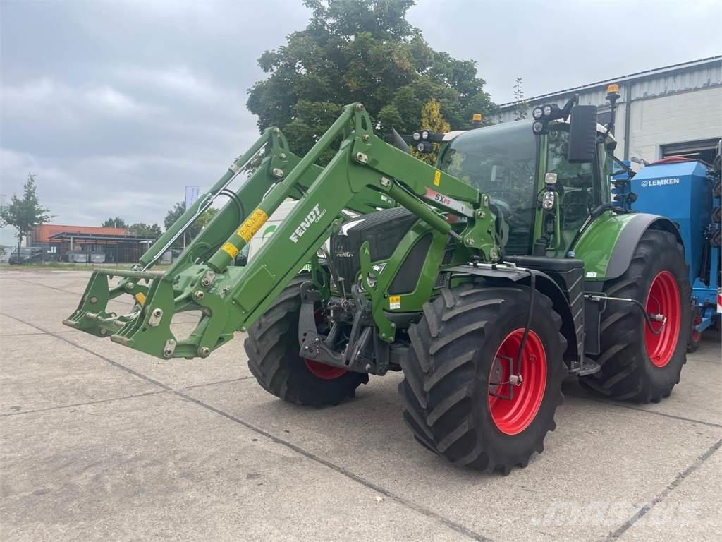 Fendt 724 Vario Traktoren