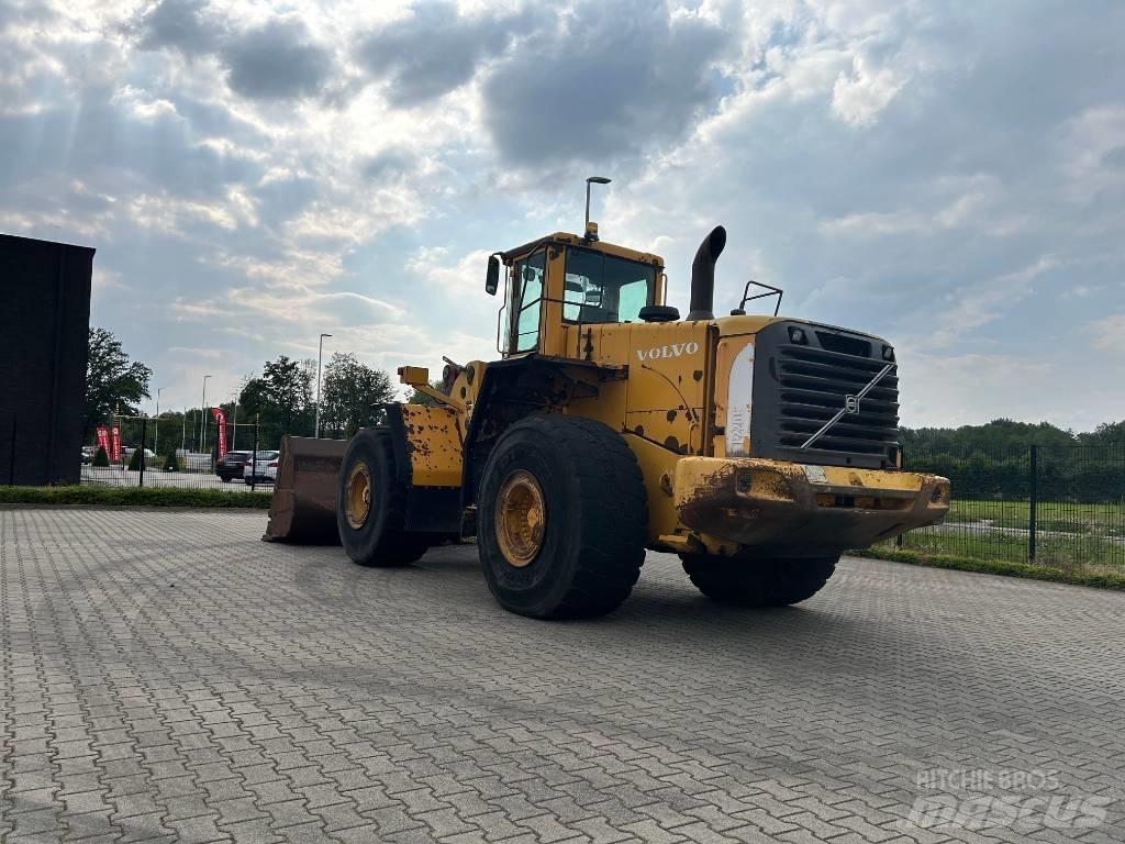 Volvo L 220 E Radlader