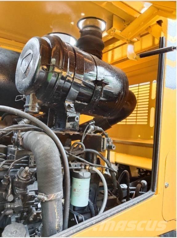 Komatsu WA 320-5 Raupenbagger