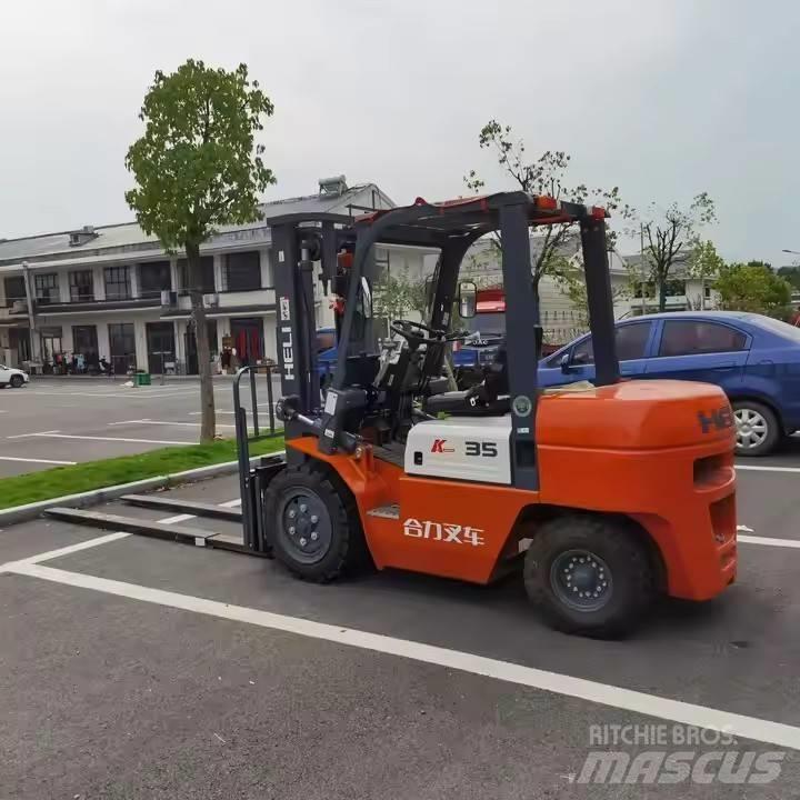 Heli CPCD35 Dieselstapler
