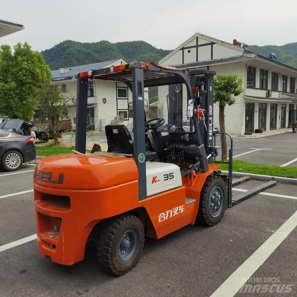 Heli CPCD35 Dieselstapler