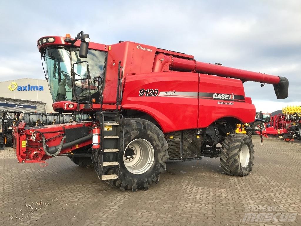 Case IH 9120 Mähdrescher