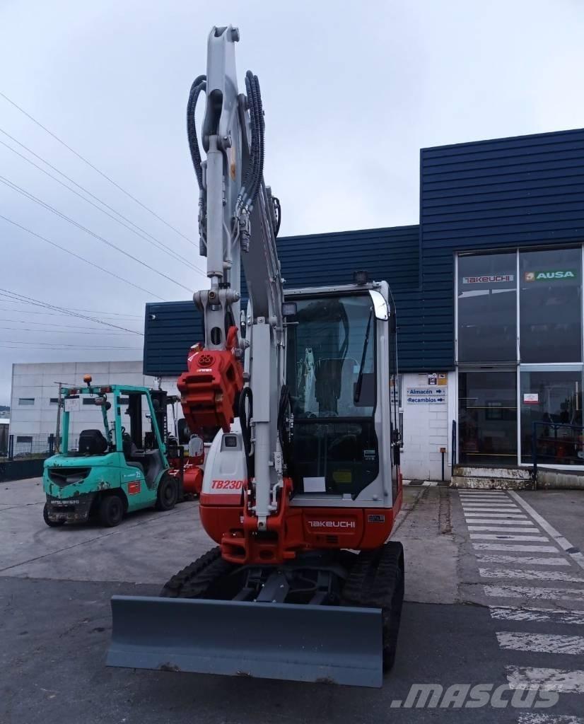 Takeuchi TB 230 Minibagger < 7t
