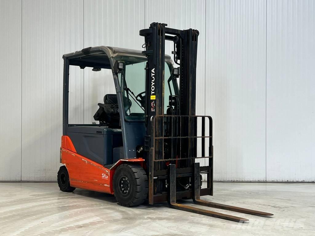 Toyota 8FBMT25 Elektrostapler