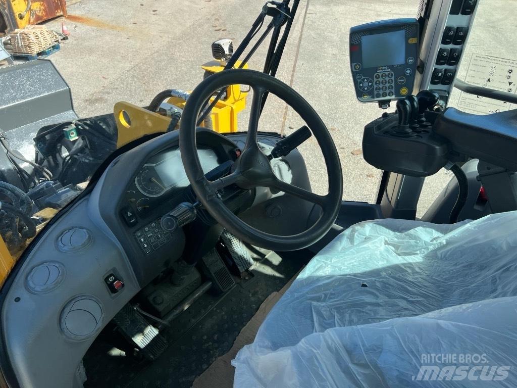 Volvo L 120 H Radlader