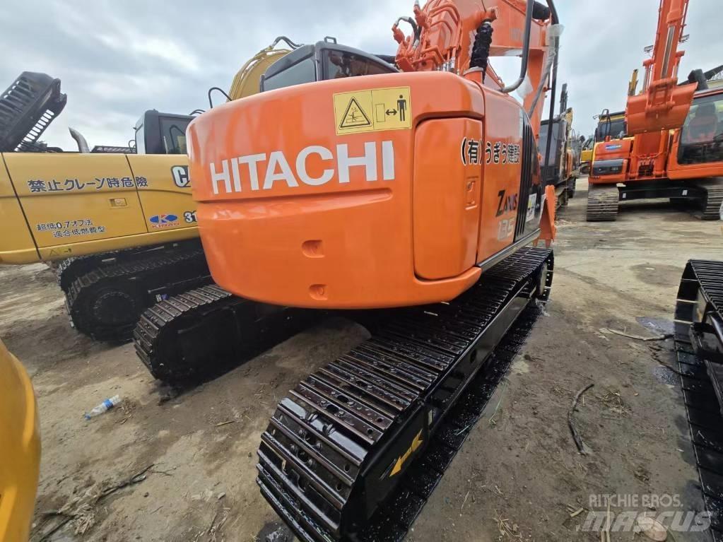 Hitachi ZX 135 US Raupenbagger
