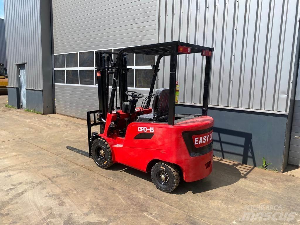 EasyLift CPD 15 Andere Gabelstapler