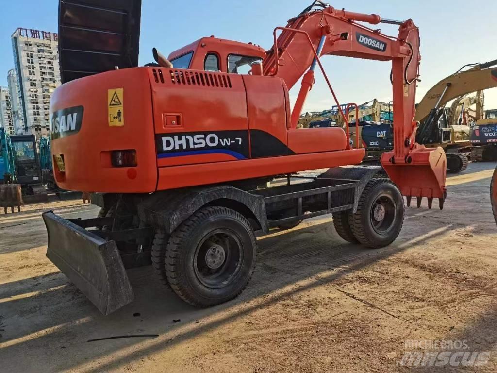 Doosan 150 W-7 Mobilbagger