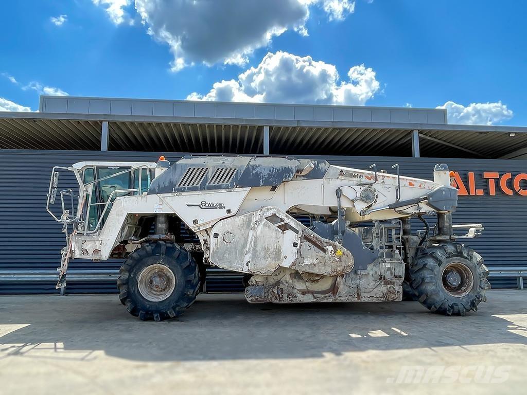 Wirtgen WR 240I Asphalt-Recycler
