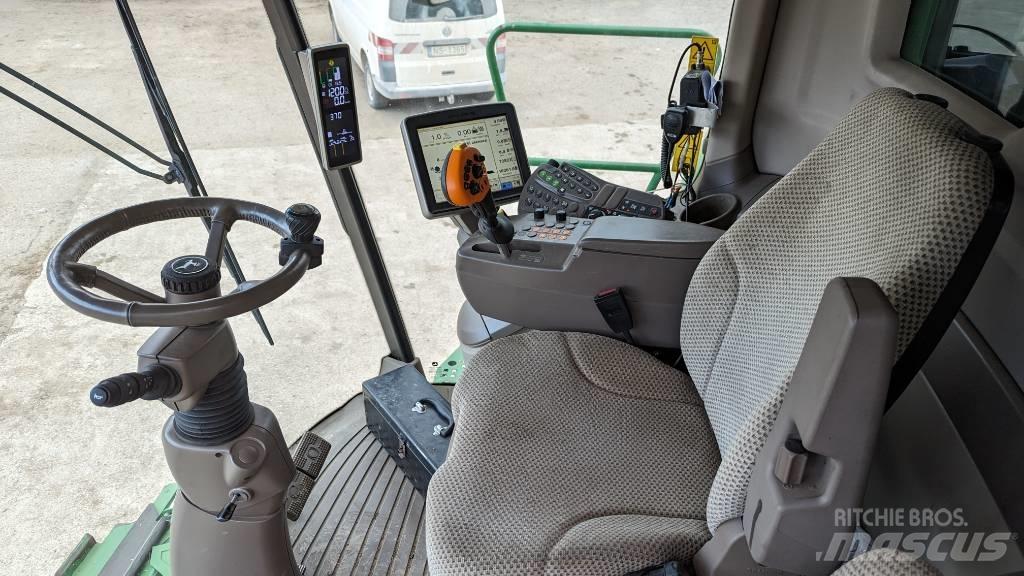 John Deere T 670 i Mähdrescher