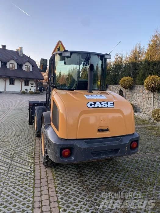 CASE 121F Radlader
