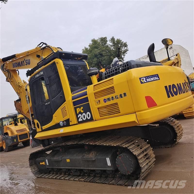 Komatsu PC 200-8 Raupenbagger