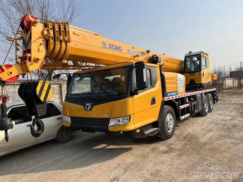 XCMG QY25KA All-Terrain-Krane