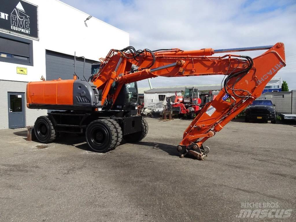 Hitachi ZX210W-3 Mobilbagger