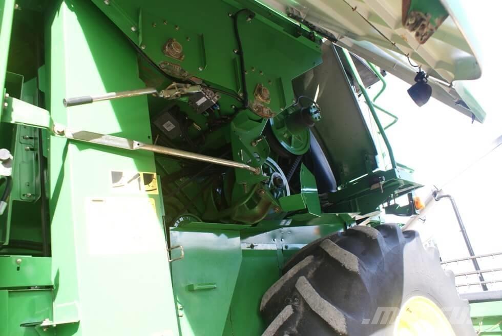 John Deere T 550 Mähdrescher