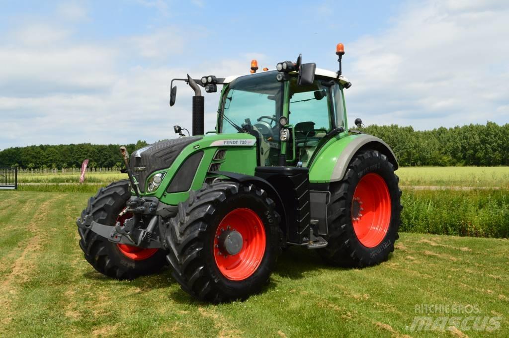 Fendt 720 SCR Vario Traktoren