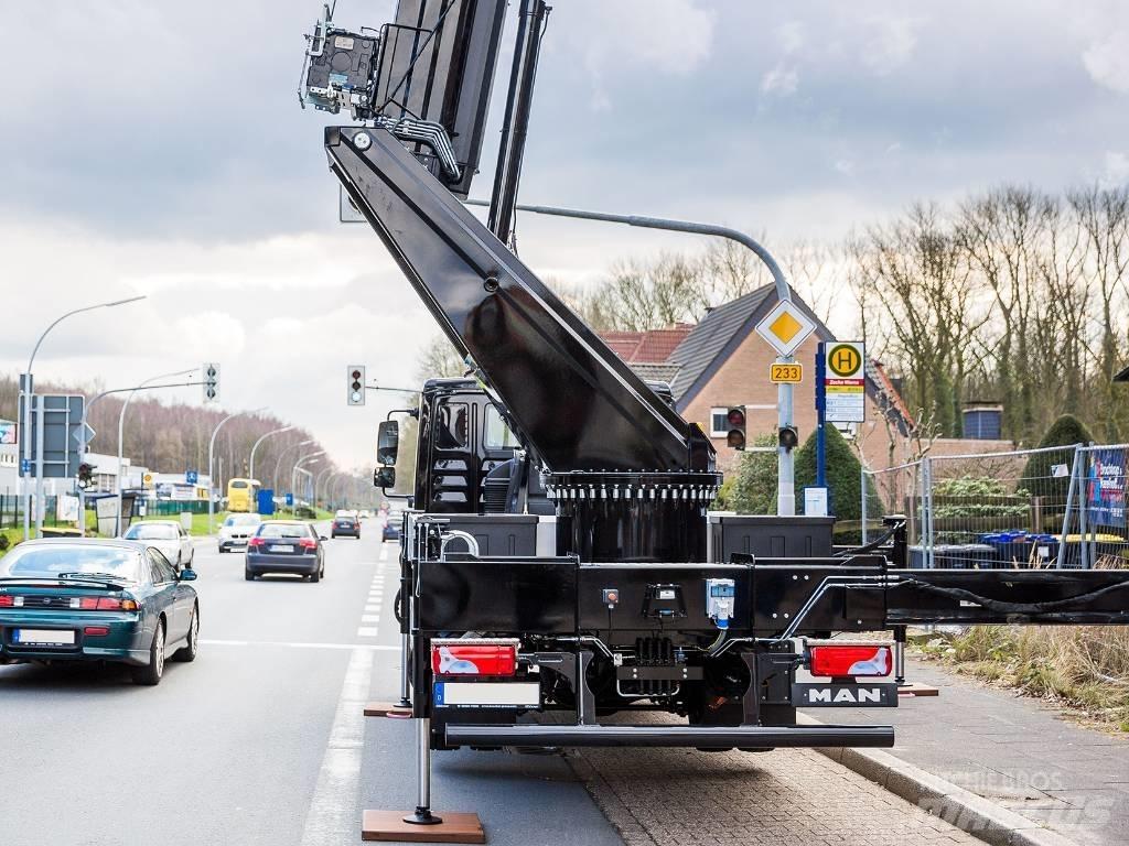 Böcker AK 37/4000 All-Terrain-Krane
