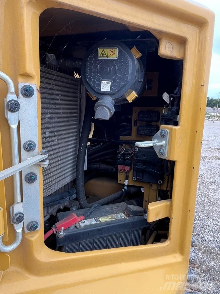 CAT 310 Midibagger  7t - 12t