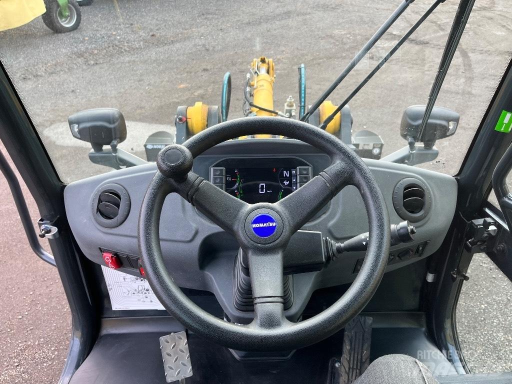 Komatsu WA80M-8 Radlader