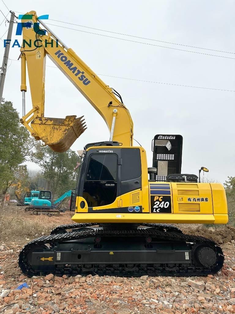  koamtsu PC240-8 Raupenbagger