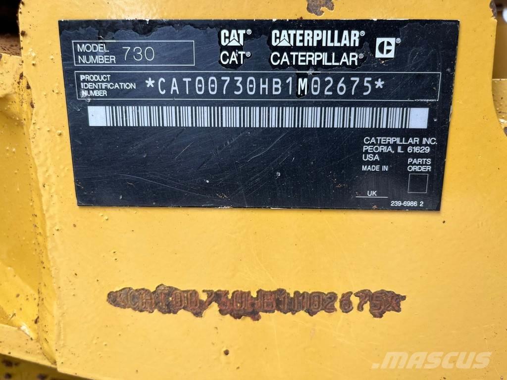 CAT 730 Dumper - Knickgelenk