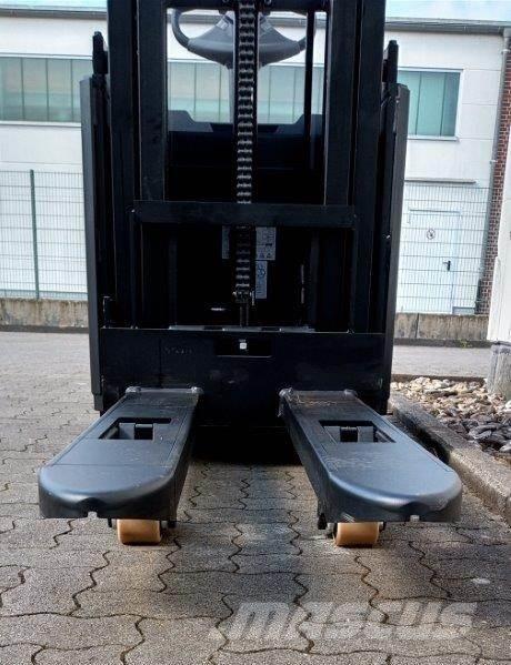 Toyota BT SWE145L Selbstfahrstapler